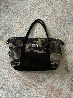 Puma Camo Tote Bag in Green/Black